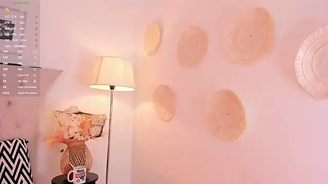 Snapshot of Tomy_Rox chatting on 12/28/24, 08:36 Tomy Rox online show from 12/28/24, 08:36