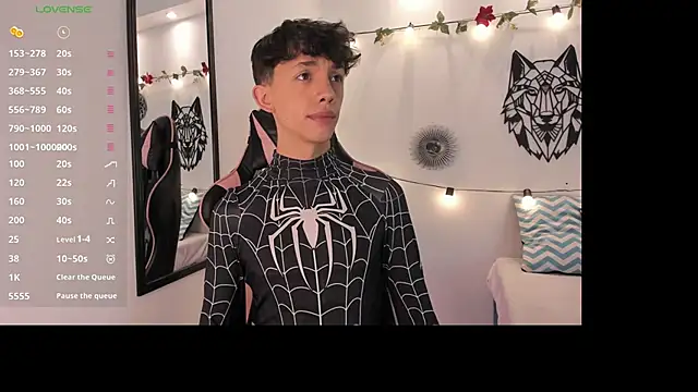 Snapshot of Tomy_Rox chatting on 01/15/25, 09:09 Tomy Rox online show from 01/15/25, 09:09