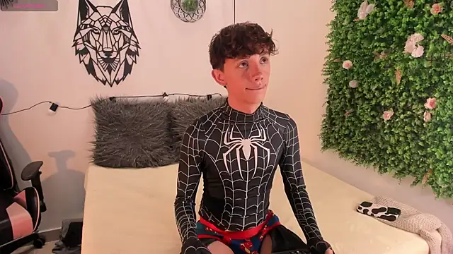 Snapshot of Tomy_Rox chatting on 03/03/25, 04:47 Tomy Rox online show from 03/03/25, 04:47