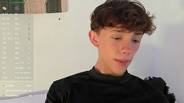 Snapshot of Tomy_Rox chatting on 03/05/25, 12:16 Tomy Rox online show from 03/05/25, 12:16