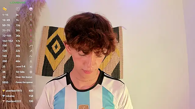 Snapshot of Tomy_Rox chatting on 03/05/25, 11:05 Tomy Rox online show from 03/05/25, 11:05