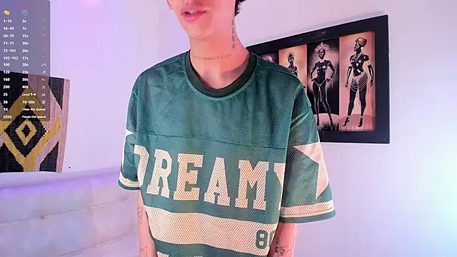 Snapshot of Tomy_Rox chatting on 03/13/25, 09:05 Tomy Rox online show from 03/13/25, 09:05