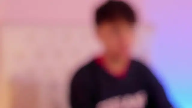 Snapshot of Tomy_Rox chatting on 11/05/25, 08:20 Tomy Rox online show from 11/05/25, 08:20