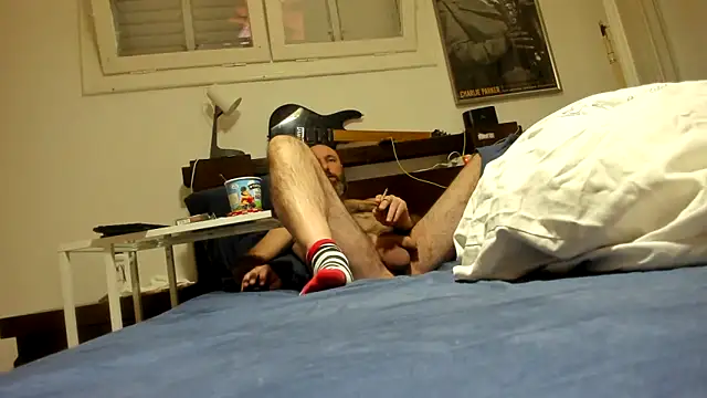 Snapshot of CTPuIITu3 chatting on 12/19/24, 10:10 CTPuIITu3 online show from 12/19/24, 10:10