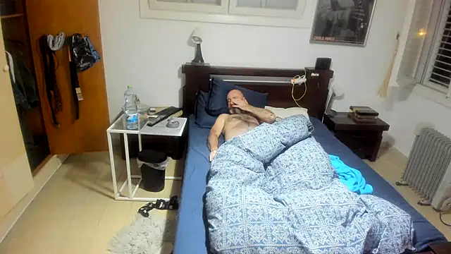 Snapshot of CTPuIITu3 chatting on 02/28/25, 03:26 CTPuIITu3 online show from 02/28/25, 03:26