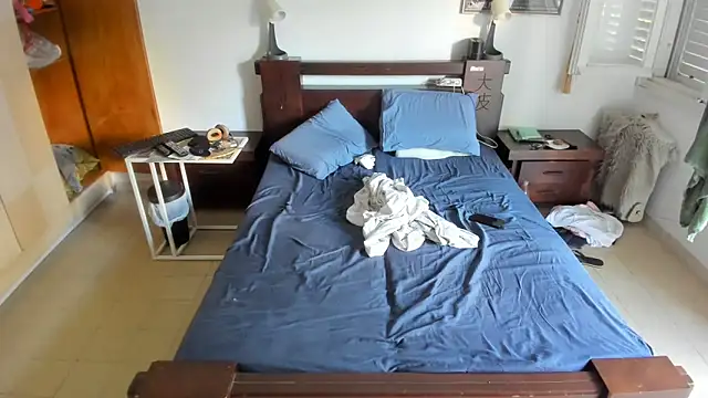 Snapshot of CTPuIITu3 chatting on 09/27/25, 05:23 CTPuIITu3 online show from 09/27/25, 05:23