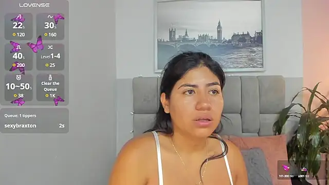 Snapshot of hottie_mine_ chatting on 01/28/25, 07:10 hottie mine online show from 01/28/25, 07:10