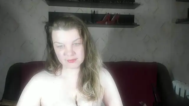 DarkIlona online show from 11/18/25, 04:28