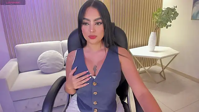 sarawinstone online show from 01/15/25, 07:55