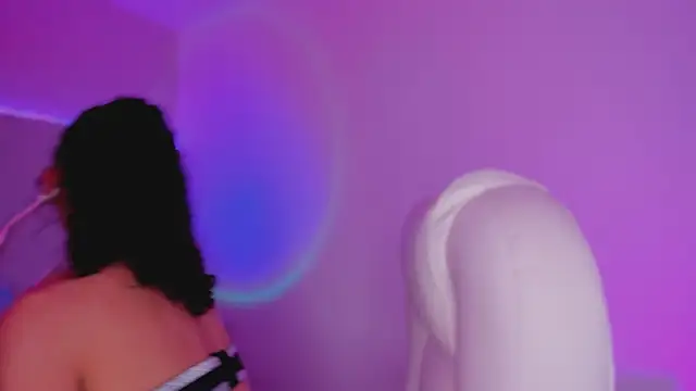 MiissCharlotte online show from 11/07/25, 02:44