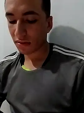 Aida adams online show from 02/12/25, 04:01