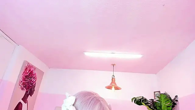 Red lady online show from 02/11/25, 04:01