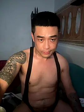 Snapshot of Asianhif chatting on 11/19/25, 03:28 Asianhif online show from 11/19/25, 03:28