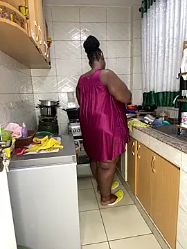 MsWhiteChocolatte online show from 01/03/25, 01:47