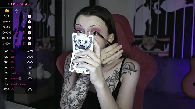 Snapshot of prettybones chatting on 12/29/24, 06:45 prettybones online show from 12/29/24, 06:45