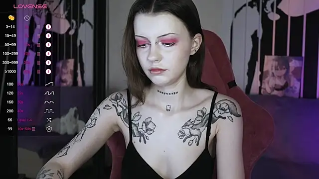 Snapshot of prettybones chatting on 01/14/25, 11:31 prettybones online show from 01/14/25, 11:31