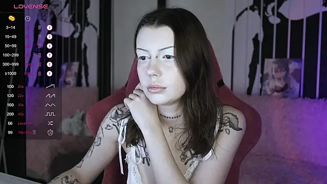 Snapshot of prettybones chatting on 01/17/25, 08:56 prettybones online show from 01/17/25, 08:56