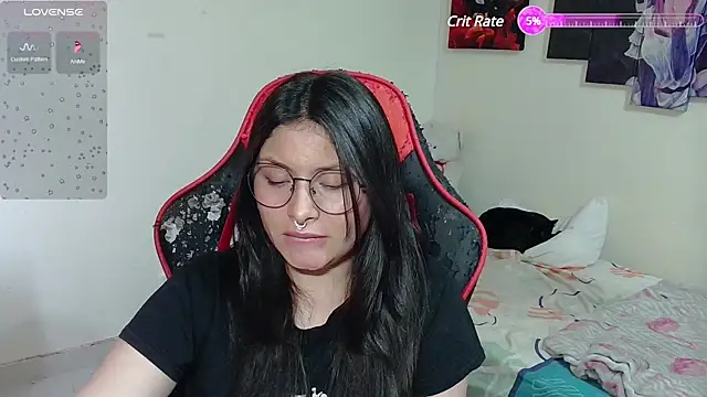 Snapshot of jessica_gomez chatting on 03/12/25, 10:39 jessica gomez online show from 03/12/25, 10:39