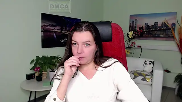 Lily flower7 online show from 11/14/25, 04:55