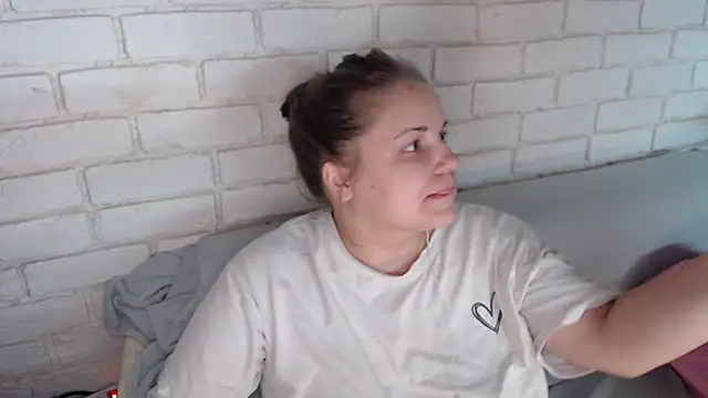 Crazyy girl  online show from 10/09/25, 05:11