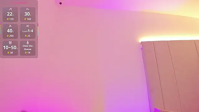 Snapshot of kaylarossi chatting on 11/04/25, 07:02 kaylarossi online show from 11/04/25, 07:02