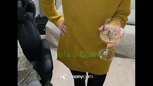 lolacharlyxh online show from 11/22/25, 09:58