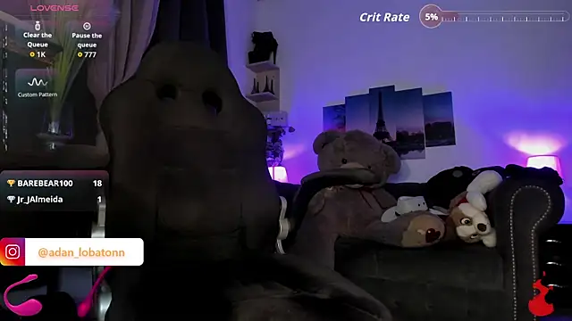 Snapshot of Naughty_Charly chatting on 09/10/25, 04:12 Naughty Charly online show from 09/10/25, 04:12