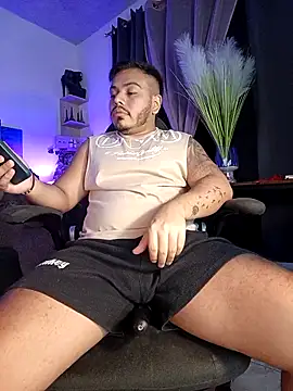 Snapshot of Naughty_Charly chatting on 09/14/25, 12:54 Naughty Charly online show from 09/14/25, 12:54