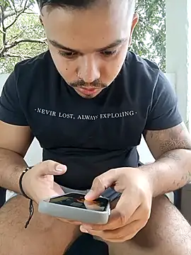 Snapshot of Naughty_Charly chatting on 11/12/25, 02:17 Naughty Charly online show from 11/12/25, 02:17