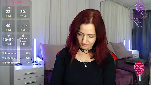 Snapshot of ElisaJane chatting on 12/21/24, 09:36 ElisaJane online show from 12/21/24, 09:36
