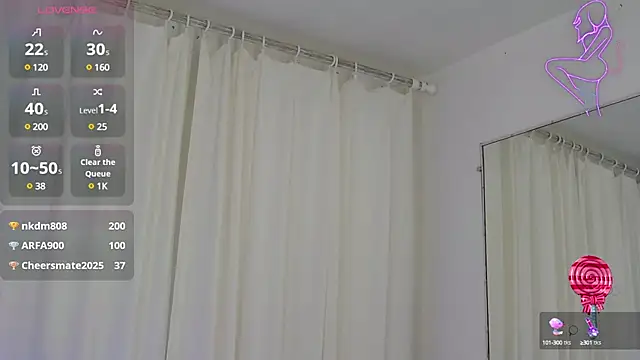 Snapshot of ElisaJane chatting on 12/29/24, 05:31 ElisaJane online show from 12/29/24, 05:31