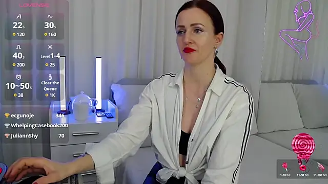 Snapshot of ElisaJane chatting on 01/12/25, 03:39 ElisaJane online show from 01/12/25, 03:39