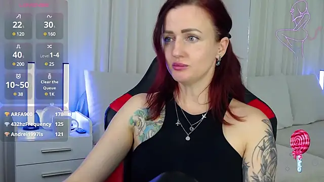 Snapshot of ElisaJane chatting on 01/19/25, 06:31 ElisaJane online show from 01/19/25, 06:31