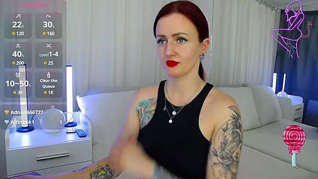 Snapshot of ElisaJane chatting on 02/20/25, 12:52 ElisaJane online show from 02/20/25, 12:52