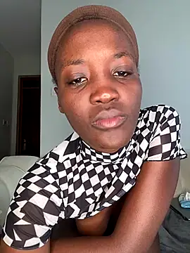 Snapshot of Fanclubbbbb chatting on 11/09/25, 07:17 Fanclubbbbb online show from 11/09/25, 07:17