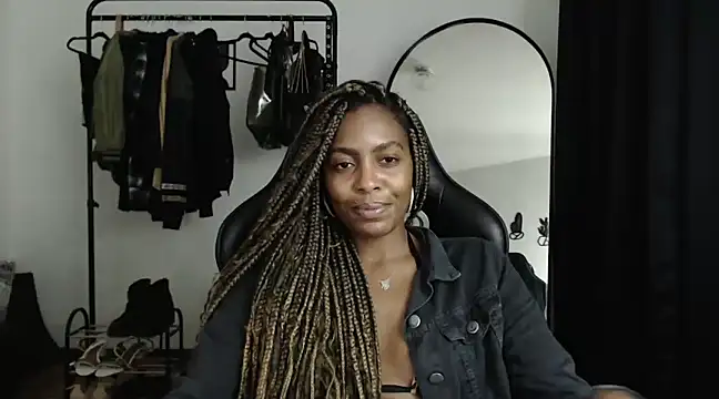 marisilva br online show from 01/16/25, 01:37