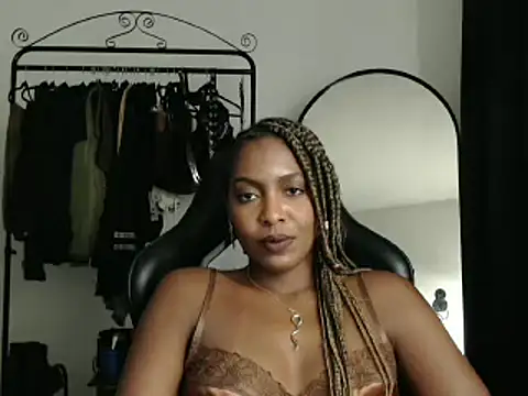 marisilva br online show from 03/08/25, 04:56