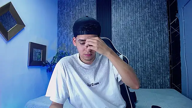 Mike 0233  online show from 10/16/25, 04:46