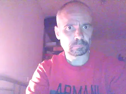 Snapshot of Franc113 chatting on 10/14/25, 01:06 Franc113 online show from 10/14/25, 01:06