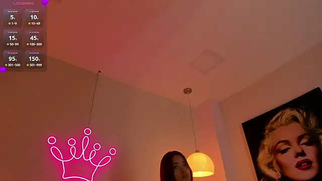 Snapshot of violeth_hill chatting on 10/13/25, 07:58 violeth hill online show from 10/13/25, 07:58