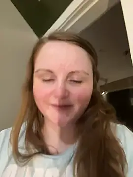 Snapshot of GingerSnap33 chatting on 02/04/25, 07:07 GingerSnap33 online show from 02/04/25, 07:07