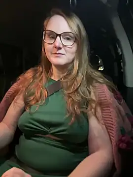 Snapshot of GingerSnap33 chatting on 03/01/25, 08:34 GingerSnap33 online show from 03/01/25, 08:34