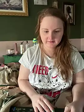 Snapshot of GingerSnap33 chatting on 03/16/25, 05:28 GingerSnap33 online show from 03/16/25, 05:28