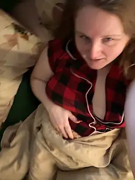 Snapshot of GingerSnap33 chatting on 10/12/25, 05:34 GingerSnap33 online show from 10/12/25, 05:34