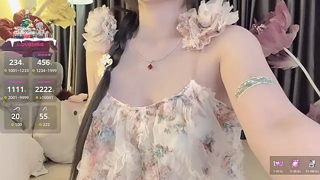 Nacy-Moonlight online show from 10/20/25, 03:56