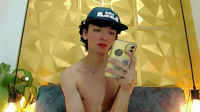 SexyJuliii21 online show from 01/21/25, 07:15