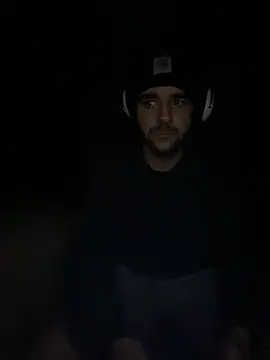 Snapshot of jerkitcentral chatting on 02/03/25, 04:14 jerkitcentral online show from 02/03/25, 04:14