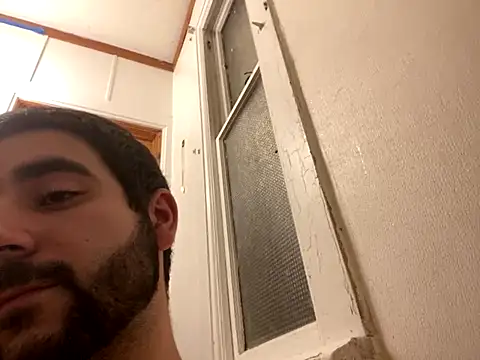 Snapshot of jerkitcentral chatting on 11/25/25, 09:42 jerkitcentral online show from 11/25/25, 09:42