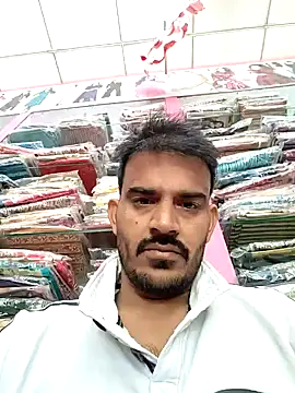 Snapshot of absoluteright chatting on 12/10/24, 06:01 absoluteright online show from 12/10/24, 06:01