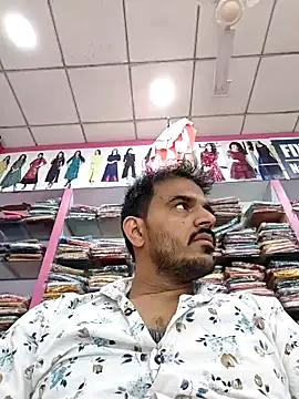 Snapshot of absoluteright chatting on 12/11/24, 10:14 absoluteright online show from 12/11/24, 10:14